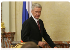 Deputy Prime Minister and Head of the Government Executive Office Sergei Sobyanin before a meeting of the Government of the Russian Federation|21 october, 2010|17:04