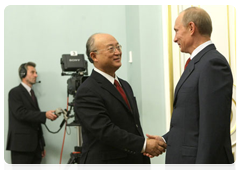 Prime Minister Vladimir Putin with IAEA Director General Yukiya Amano|25 october, 2010|18:56