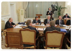 Prime Minister Vladimir Putin at the meeting of the Government Presidium|5 october, 2010|18:51