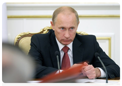 Prime Minister Vladimir Putin at the meeting of the Government Presidium|5 october, 2010|19:33