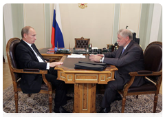 Prime Minister Vladimir Putin meeting with Federation Council Speaker Sergei Mironov|6 october, 2010|11:55