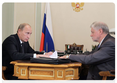 Prime Minister Vladimir Putin meeting with Federation Council Speaker Sergei Mironov|6 october, 2010|11:55