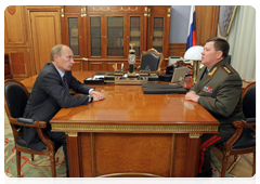 Prime Minister Vladimir Putin meeting with Nikolai Abroskin, Head of the Federal Agency for Special Construction|8 october, 2010|12:55