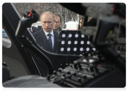 Prime Minister Vladimir Putin visiting the Civil Defence Academy at the Emergencies Ministry where he examined firefighting equipment|12 november, 2010|16:55