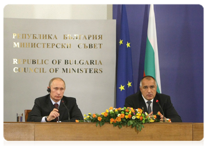 Prime Minister Vladimir Putin and Bulgarian Prime Minister Boyko Borissov during a media conference|13 november, 2010|20:00