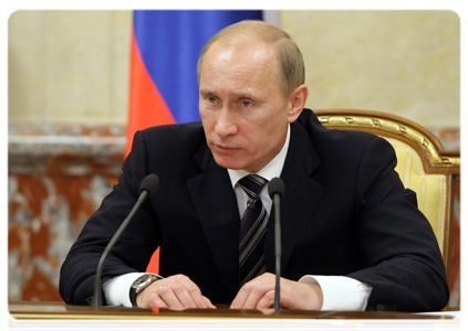 Prime Minister Vladimir Putin chairing a meeting of the Government of the Russian Federation|17 november, 2010|15:15