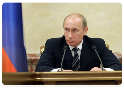 Prime Minister Vladimir Putin chairing a meeting of the Government of the Russian Federation|17 november, 2010|15:15