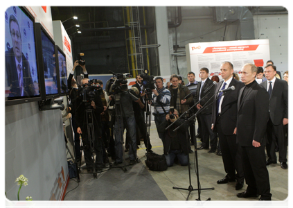 Prime Minister Vladimir Putin during a video conference with the heads of Ural Locomotives’s corporate partners|18 november, 2010|18:34