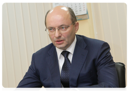 Sverdlovsk Region Governor Alexander Misharin at a meeting with Prime Minister Vladimir Putin|18 november, 2010|18:36