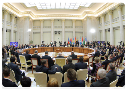 Prime Minister Vladimir Putin at a meeting of the CIS Heads of Government Council|19 november, 2010|14:47