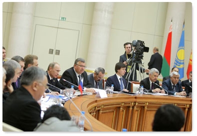 Prime Minister Vladimir Putin takes parts in an extended attendance meeting of the EurAsEC Interstate Council