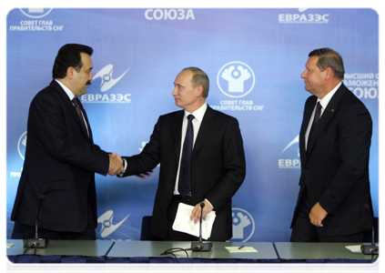 The heads of government of Russia, Belarus and Kazakhstan hold a joint news conference|19 november, 2010|21:32