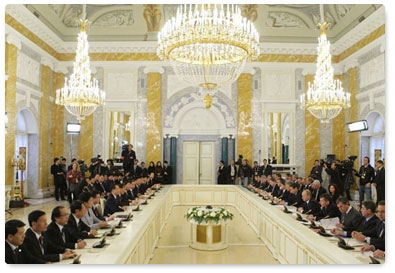 Prime Minister Vladimir Putin holds talks with Premier of the State Council of the People’s Republic of China Wen Jiabao