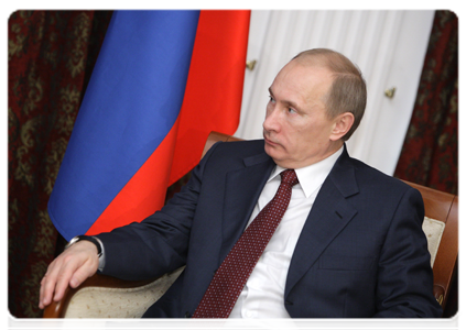 Prime Minister Vladimir Putin meeting with Bouasone Bouphavanh, prime minister of Laos|24 november, 2010|14:27