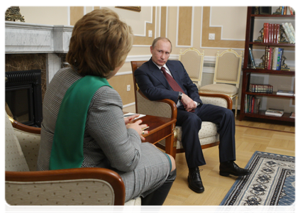 Prime Minister Vladimir Putin holding regular meeting with St Petersburg Governor Valentina Matvienko|24 november, 2010|16:30