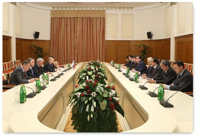 Prime Minister Vladimir Putin takes part in Russian-Tajik negotiations