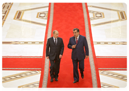 Prime Minister Vladimir Putin meeting with the President of the Republic of Tajikistan Emomali Rahmon|25 november, 2010|17:09