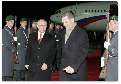 Председатель Правительства Российской Федерации В.В.Путин прибыл с рабочим визитом в Федеративную Республику Германия