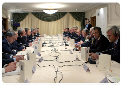 Prime Minister Vladimir Putin meeting with representatives of the German business community|26 november, 2010|18:31