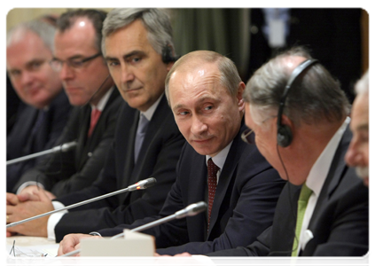 Prime Minister Vladimir Putin meeting with representatives of the German business community|26 november, 2010|18:31