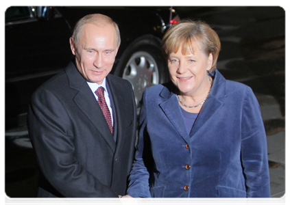 Prime Minister Vladimir Putin holding talks with German Chancellor Angela Merkel|26 november, 2010|20:46