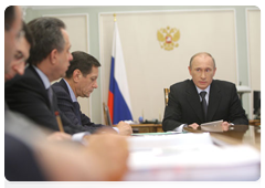 Prime Minister Vladimir Putin holding a meeting on handicapped accessibility|3 november, 2010|15:38