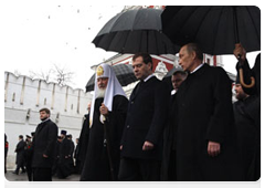 President Dmitry Medvedev, Prime Minister Vladimir Putin and Patriarch Kirill of Moscow and All Russia attending memorial service for prominent politician and statesman Viktor Chernomyrdin|5 november, 2010|15:58