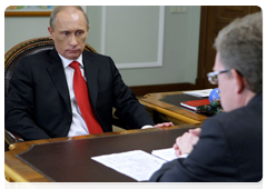 Prime Minister Vladimir Putin during a meeting with Deputy Prime Minister and Finance Minister Alexei Kudrin|8 november, 2010|12:42