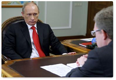 Prime Minister Vladimir Putin meets with Deputy Prime Minister and Finance Minister Alexei Kudrin