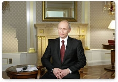 Стенограмма интервью Председателя Правительства Российской Федерации В.В.Путина ведущему американского телеканала «Си-Эн-Эн» Ларри Кингу. Интервью прошло в режиме телемоста