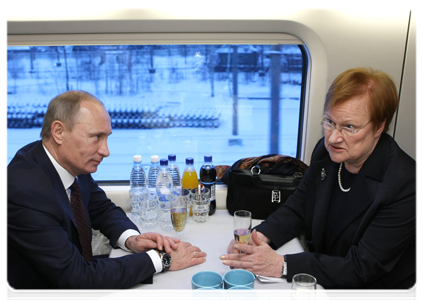 Vladimir Putin in Vyborg with Finnish President Tarja Halonen, who arrived from Helsinki in the first Allegro high-speed express train, before departing on the Allegro for St Petersburg|12 december, 2010|19:16