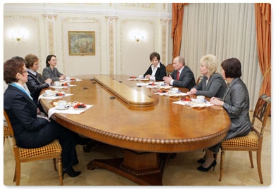 Prime Minister Vladimir Putin meets with activists from the Union of Russian Women public organisation