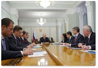 Prime Minister Vladimir Putin chairs meeting on Izhavto plant development