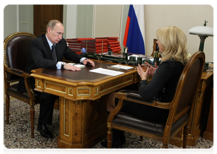 Prime Minister Vladimir Putin meeting with Minister of Healthcare and Social Development Tatyana Golikova|18 december, 2010|13:00