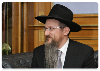 Russia's Chief Rabbi Berl Lazar at a meeting with Prime Minister Vladimir Putin|2 december, 2010|21:10