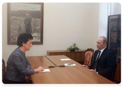 Prime Minister Vladimir Putin with Nino Burdzhanadze, leader of the Democratic Movement – United Georgia party|21 december, 2010|16:43