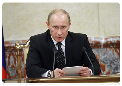 Prime Minister Vladimir Putin chairing a meeting of the Government of the Russian Federation|21 december, 2010|20:34