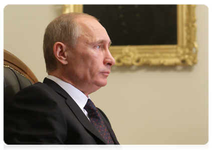 Prime Minister Vladimir Putin holding a video conference with officials at the Sayano-Shushenskaya hydroelectric power station to celebrate the restoration of power unit No. 3 after a recent accident|22 december, 2010|16:30