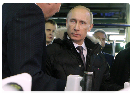 Prime Minister Vladimir Putin visiting GAZ Group during a working trip to Nizhny Novgorod|23 december, 2010|18:23