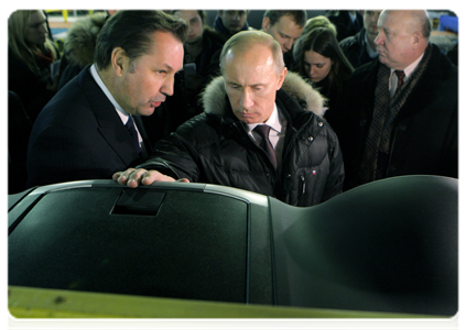 Prime Minister Vladimir Putin visiting GAZ Group during a working trip to Nizhny Novgorod|23 december, 2010|18:23