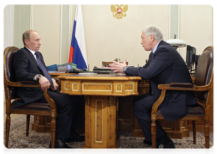 Prime Minister Vladimir Putin at a meeting with State Duma Speaker Boris Gryzlov|24 december, 2010|14:57