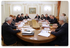 Prime Minister Vladimir Putin meets with small and medium-sized businesses