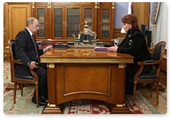 Prime Minister Vladimir Putin meets with Agriculture Minister Yelena Skrynnik