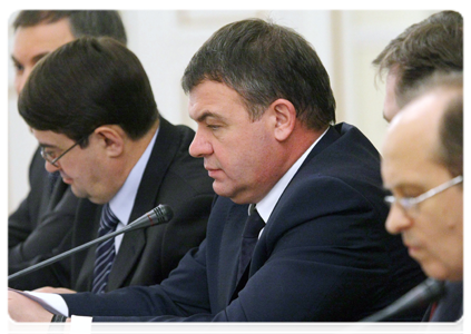 Minister of Defence Anatoly Serdyukov at a meeting of the Government Commission on Monitoring Foreign Investment|28 december, 2010|21:42