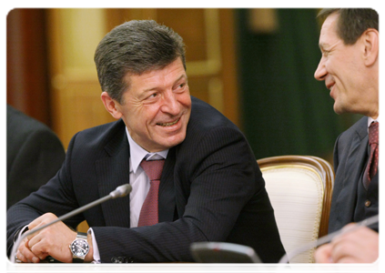 Deputy Prime Minister Alexander Zhukov and Deputy Prime Minister Dmitry Kozak at a Government meeting|29 december, 2010|18:27