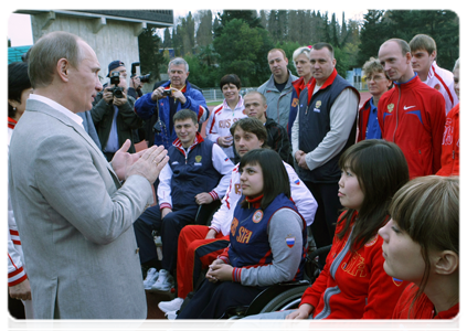 Prime Minister Vladimir Putin meeting with Paralympic athletes at the Yug Sport Facility in Sochi|3 december, 2010|22:04