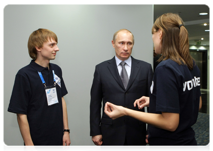 Prime Minister Vladimir Putin meeting with volunteers|7 december, 2010|16:30