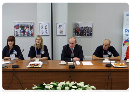 Prime Minister Vladimir Putin meeting with volunteers|7 december, 2010|16:30