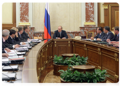 Prime Minister Vladimir Putin chairing a meeting of the Government of the Russian Federation|7 december, 2010|17:02