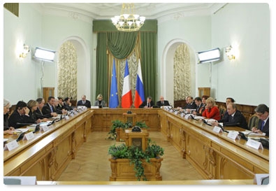 Prime Minister Vladimir Putin and French Prime Minister Francois Fillon chair the 15th meeting of the Russian-French Commission on Bilateral Cooperation